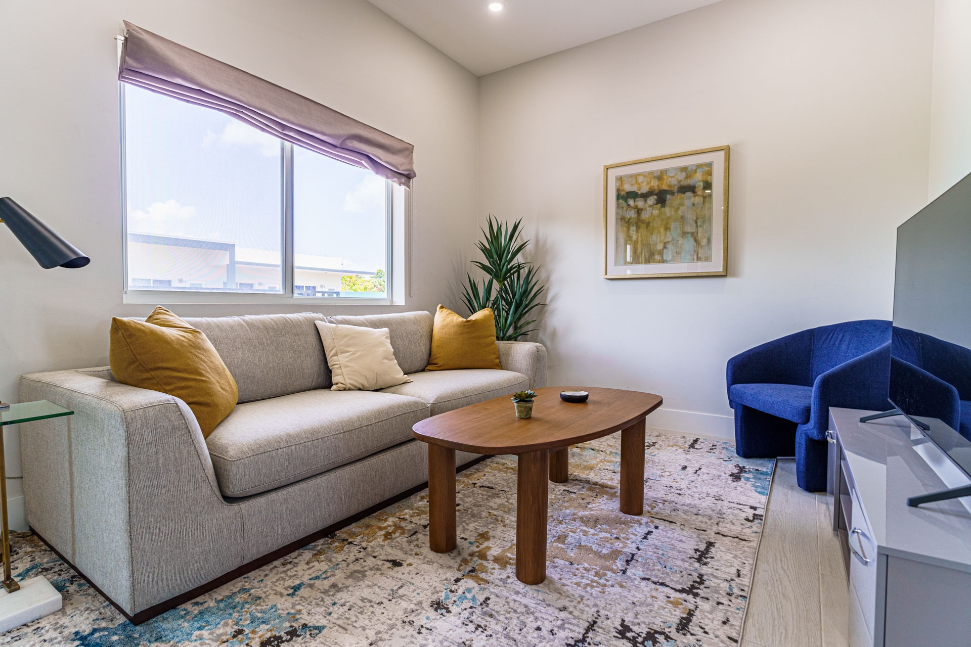 61 West Apartments - Image 11