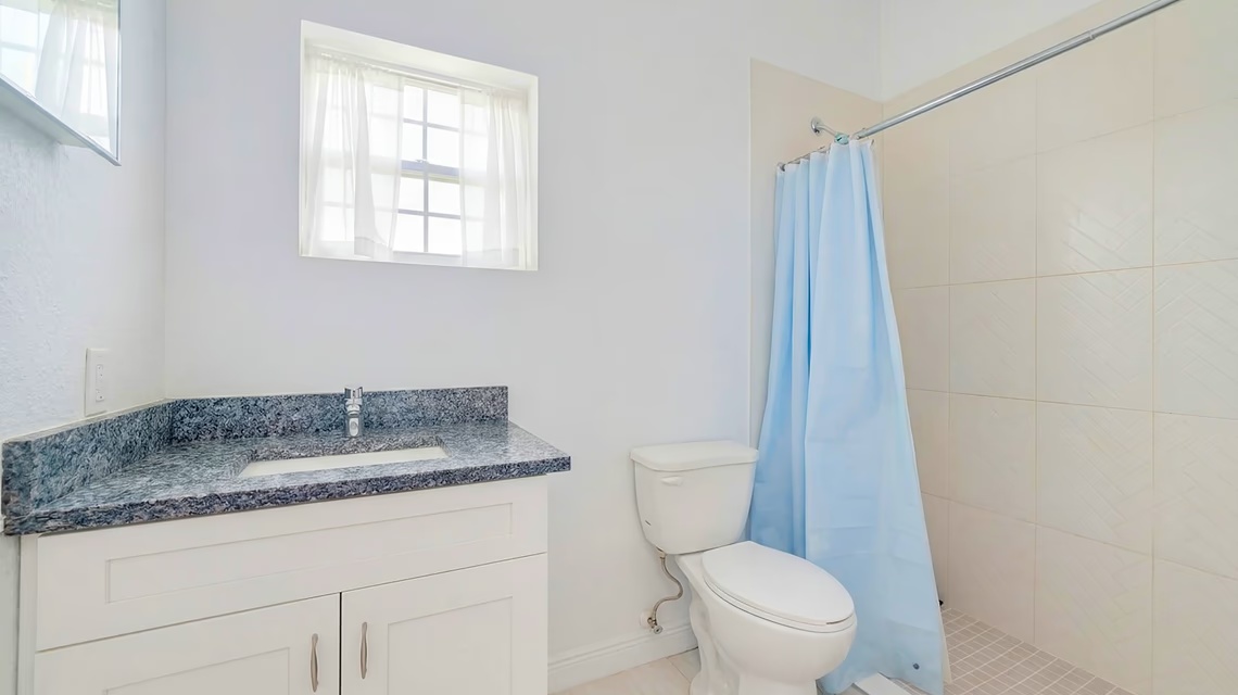 3 Bed, Single Family Home In Lower Valley