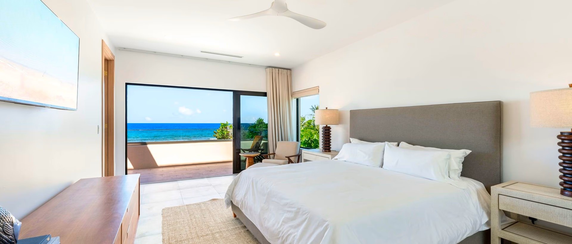 5 Bed Beach Front Estate - Halcyon Point
