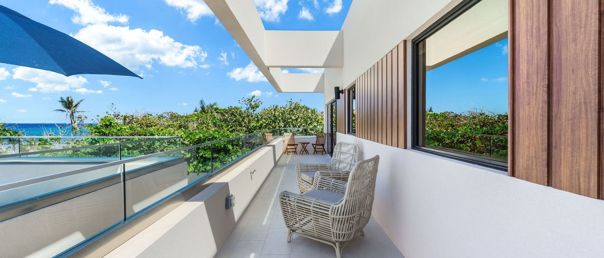 5 Bed Beach Front Estate - Halcyon Point