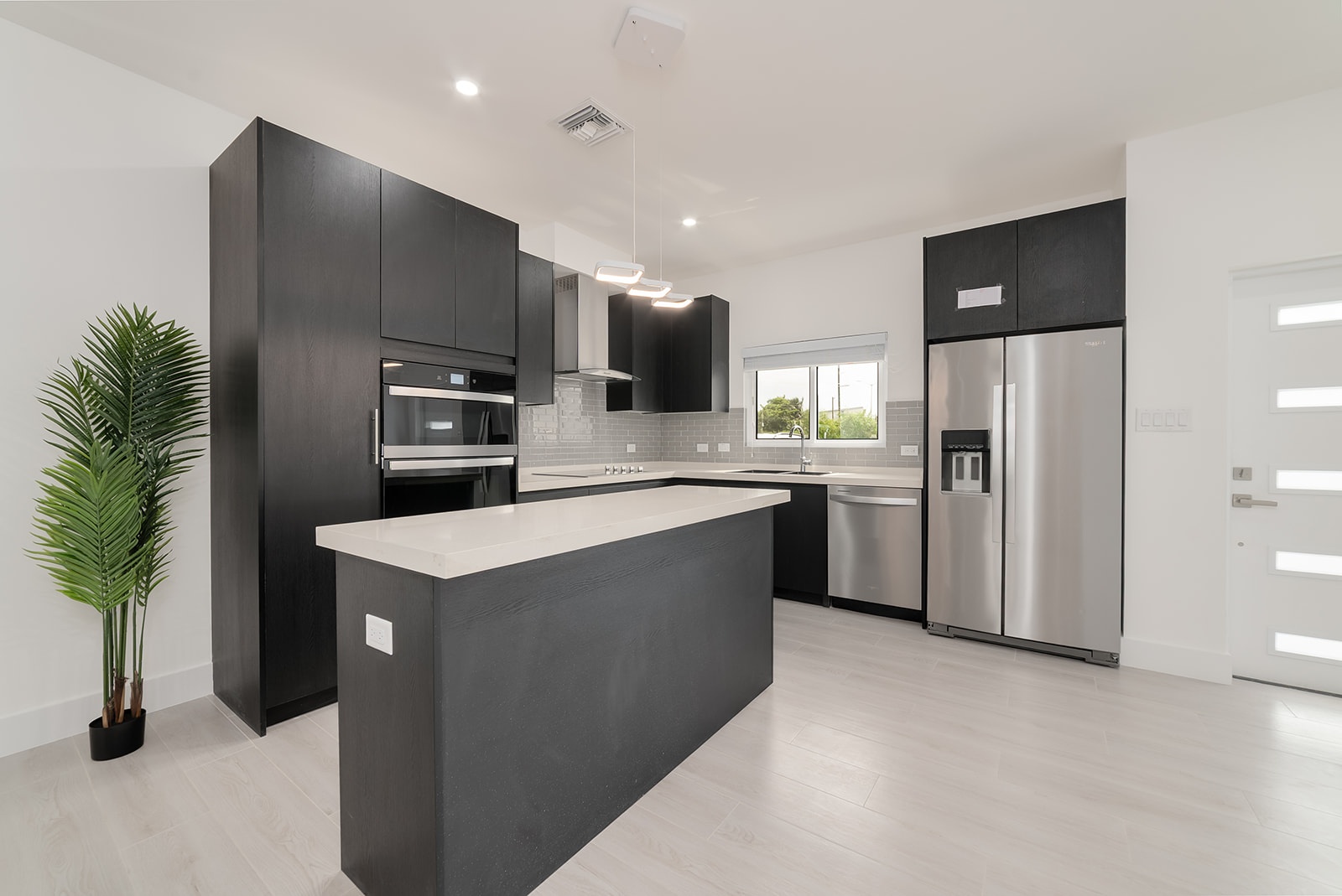 2 Bed 3 Bath Yarl