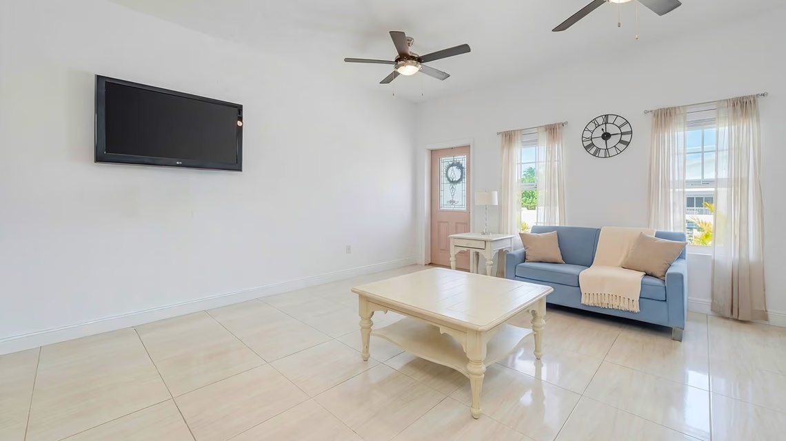 3 Bed, Single Family Home In Lower Valley