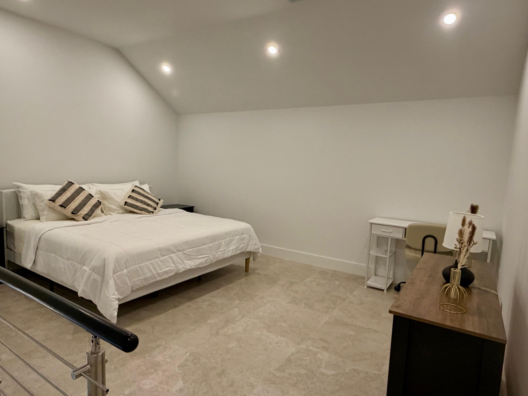 Meadows Brand New 2 Bed 1 Bath