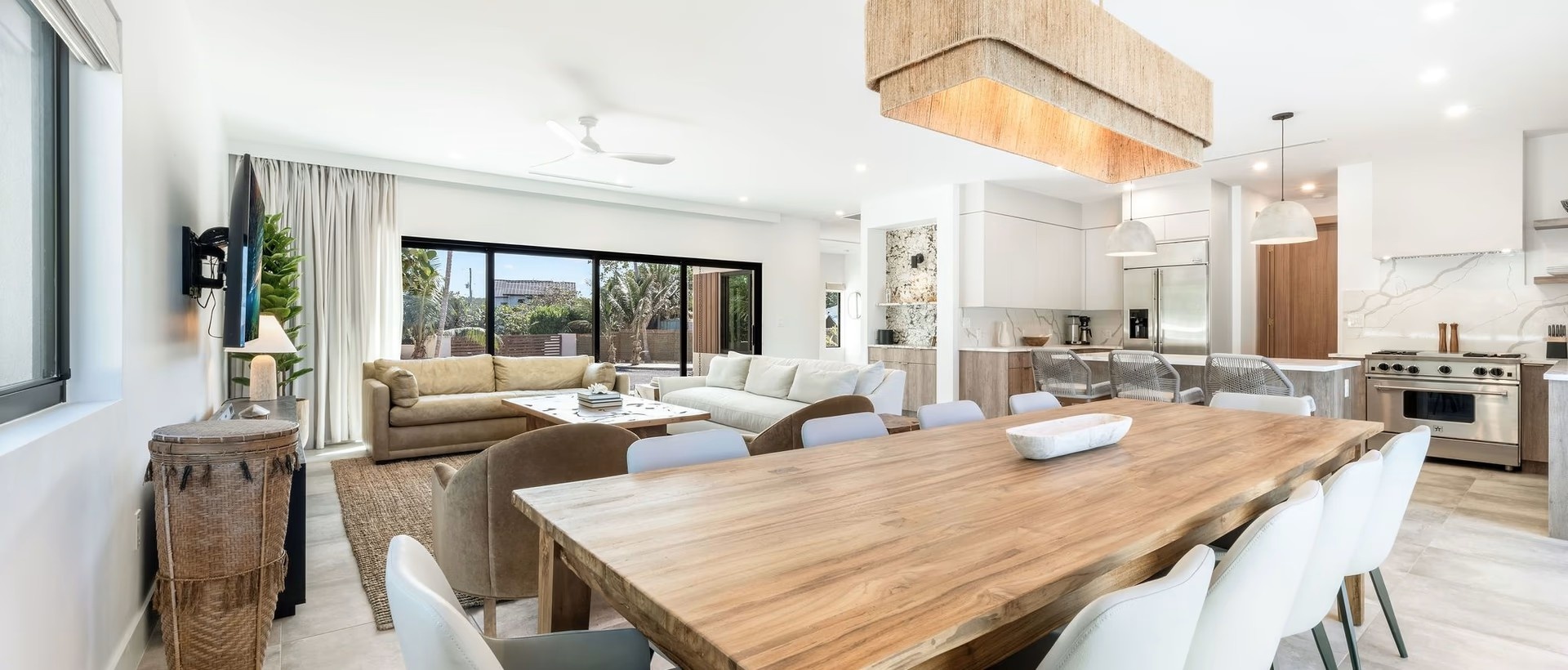 Halcyon Point - Experience Luxury Firsthand
