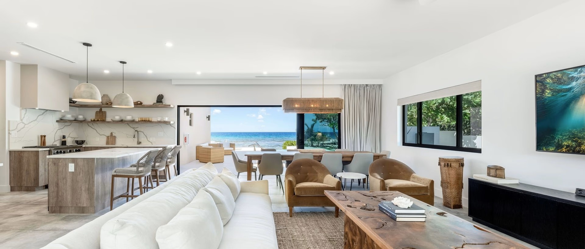 5 Bed Beach Front Estate - Halcyon Point