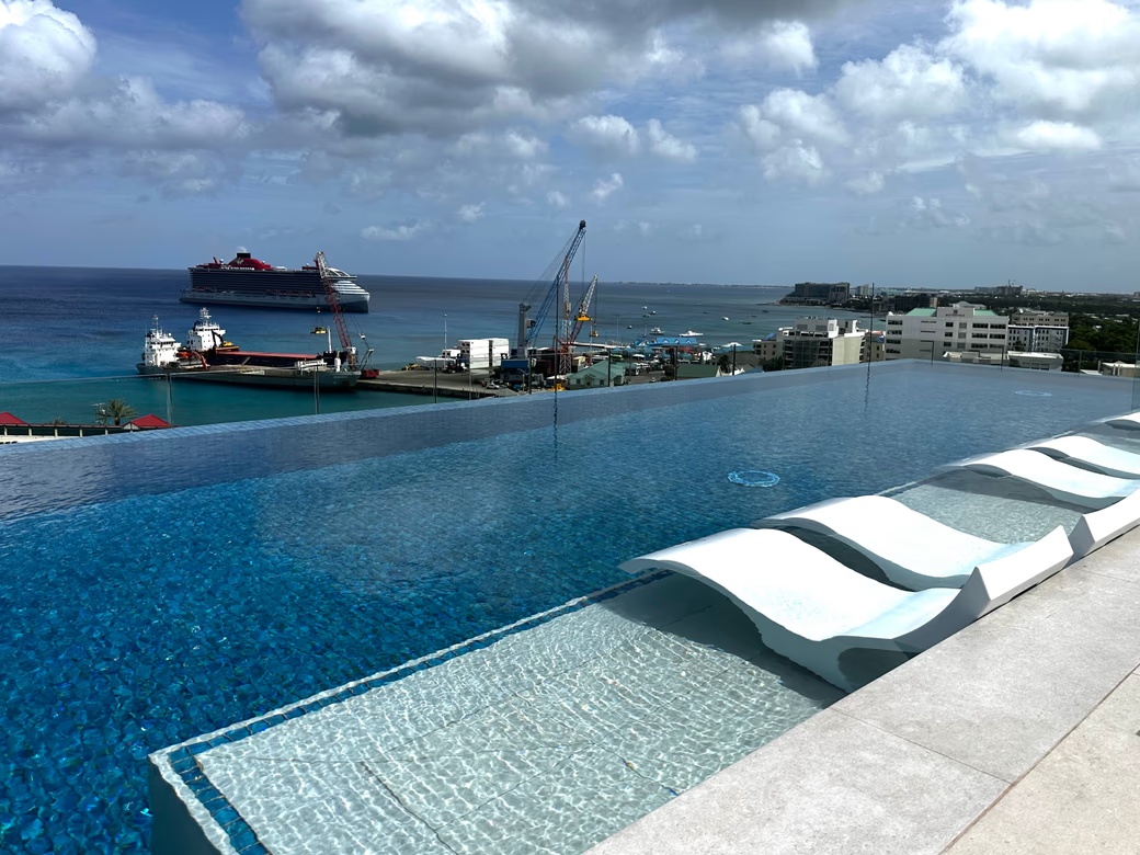 Onegt Residences #723 1 Bed | 1 Bath