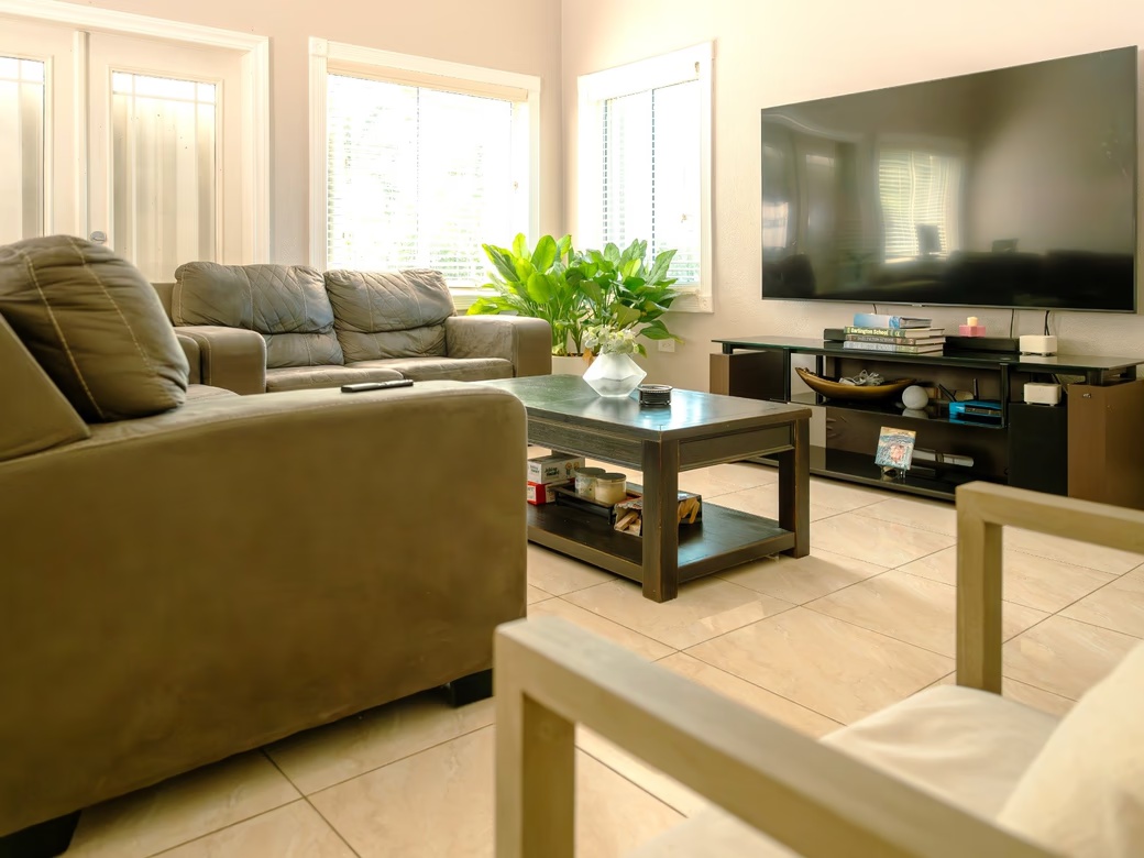 4 Bedroom Beautiful Family Home In Savannah