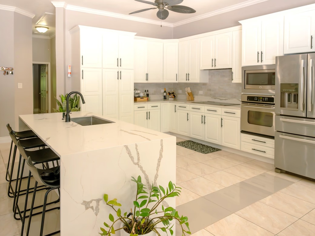 4 Bedroom Beautiful Family Home In Savannah