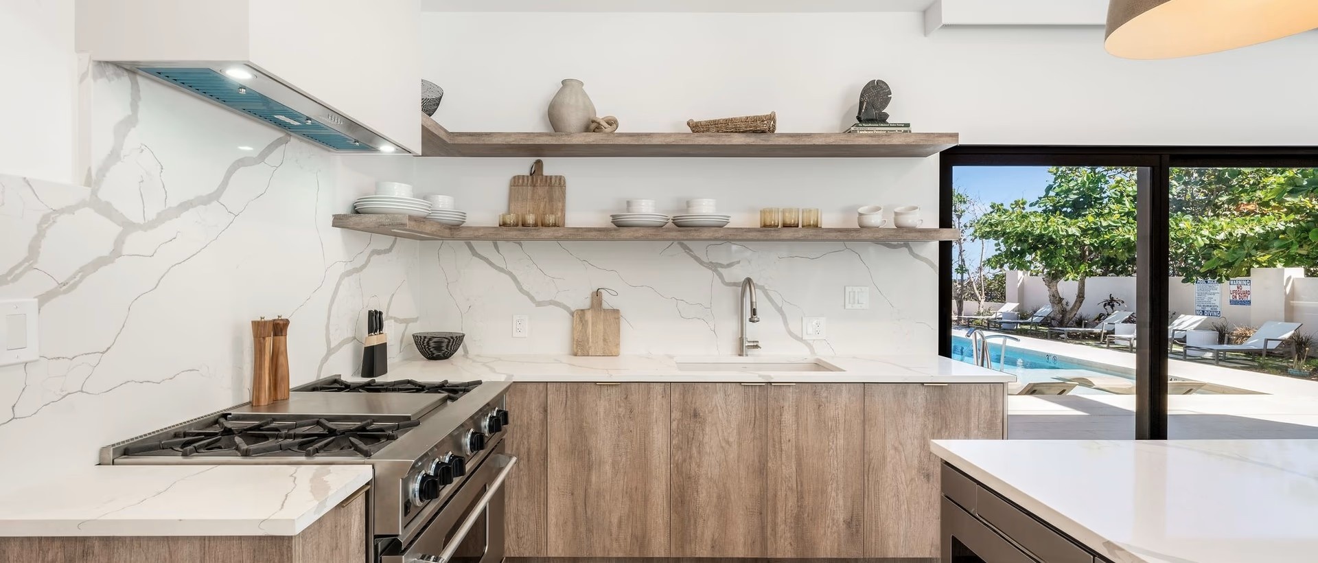 Halcyon Point - Experience Luxury Firsthand
