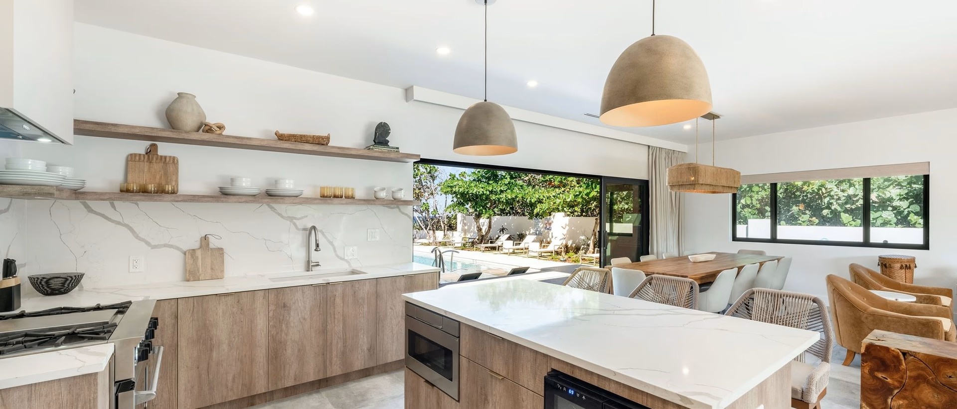 Halcyon Point - Experience Luxury Firsthand