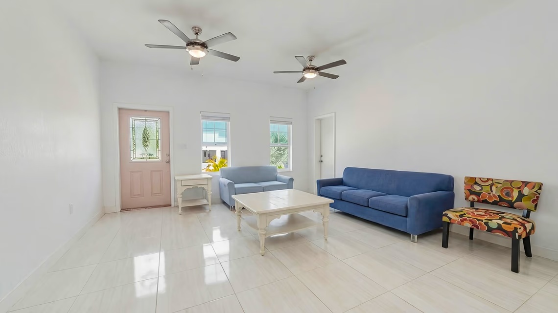 3 Bed, Single Family Home In Lower Valley