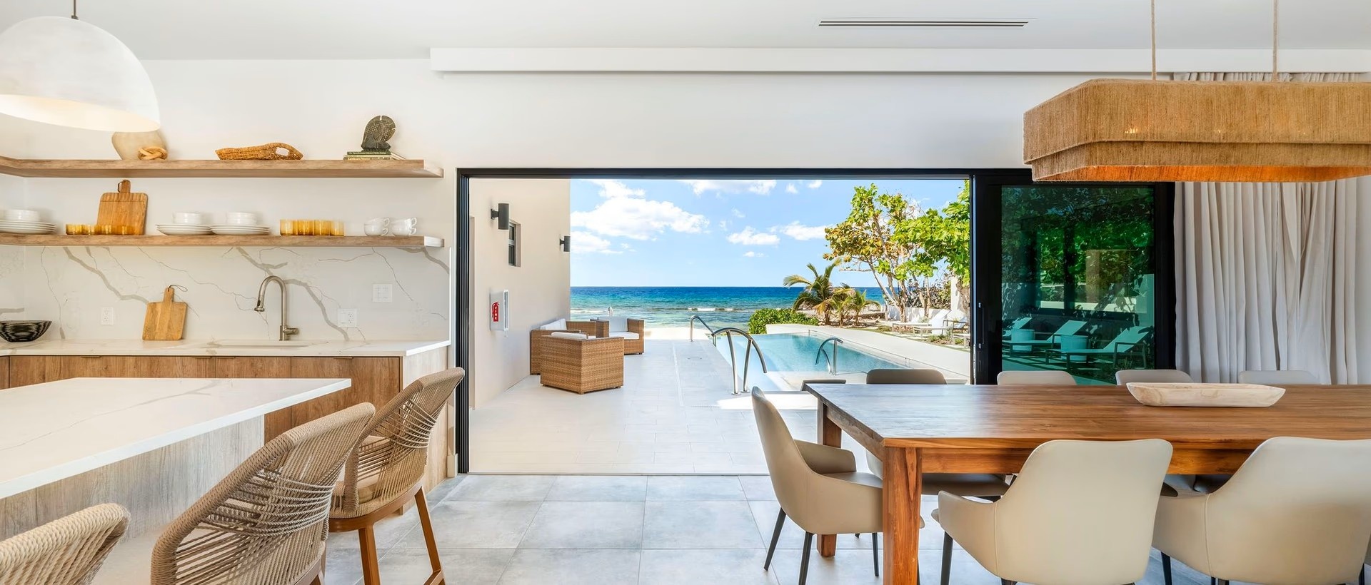 5 Bed Beach Front Estate - Halcyon Point