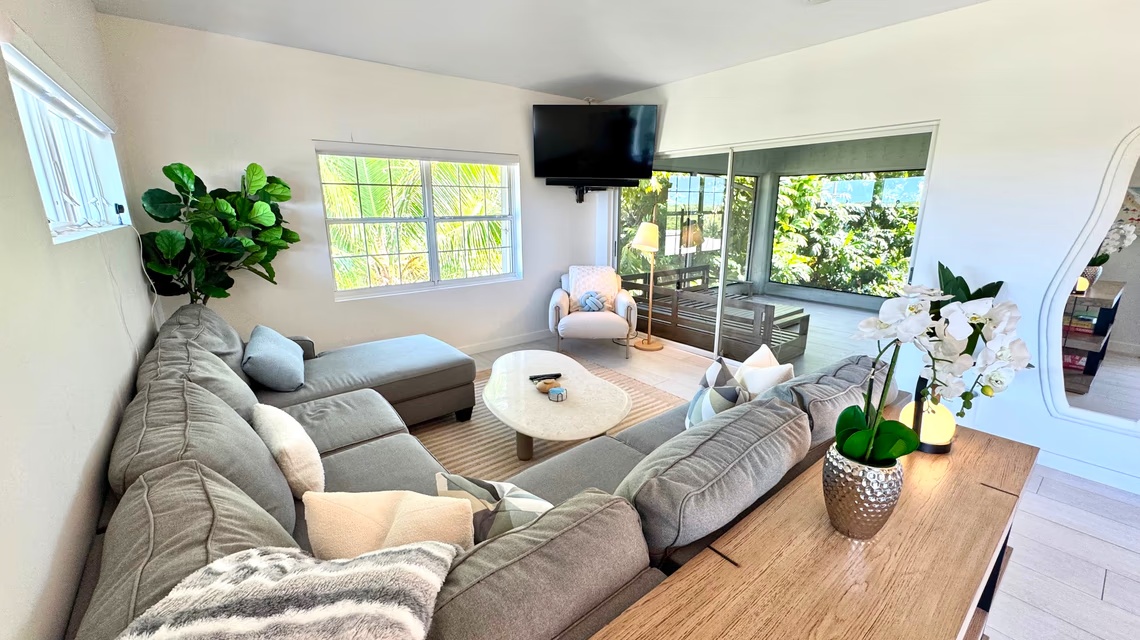 Drifters Cove | Short Term Rental 3 Or 6 Months